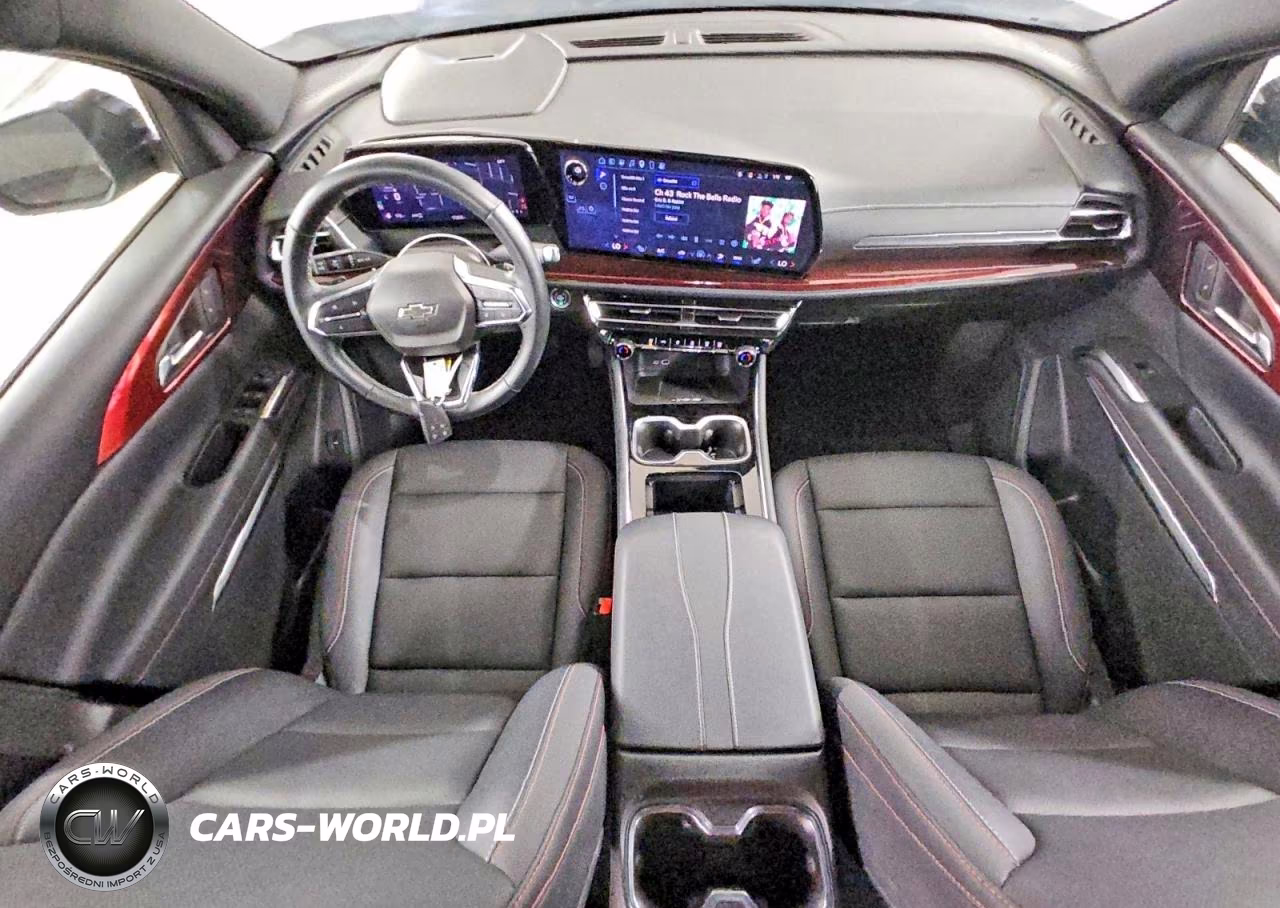 2025 Chevrolet Traverse Z71 VIN:1GNEVJRS2SJ129475 - 8