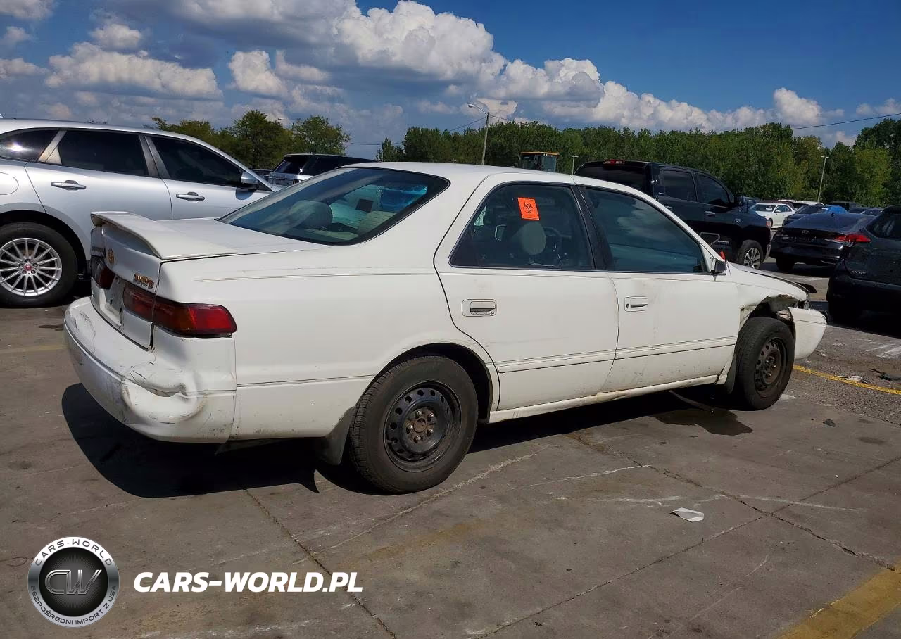 1999 Toyota Camry Le VIN:4T1BG22K6XU406345 - 3