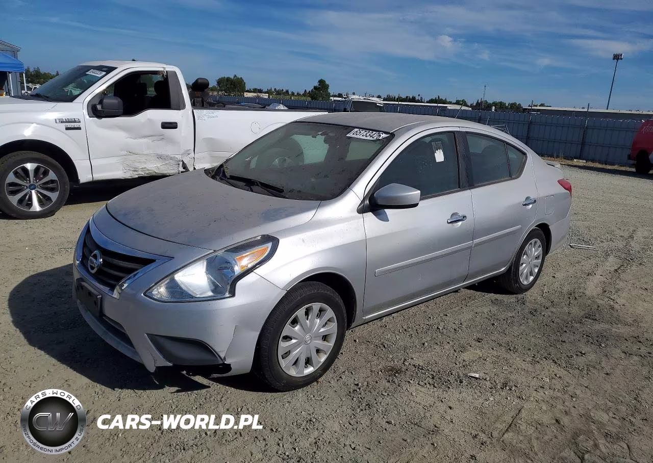 2016 Nissan Versa 1.6 Sv – zdjęcie 1 z 12