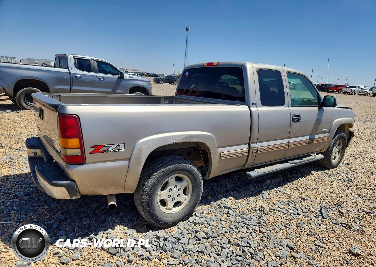 2001 Chevrolet Silverado K1500 VIN:1GCEK19T61E165817 - 3