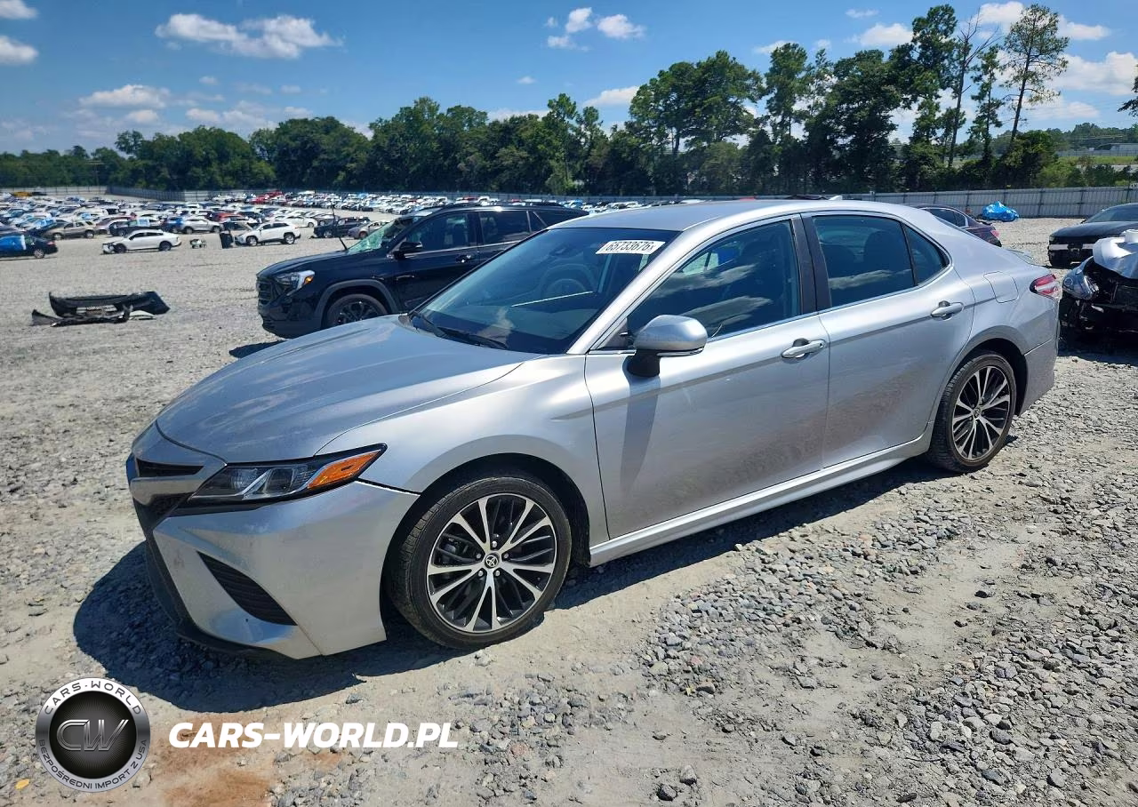 2020 Toyota Camry Se