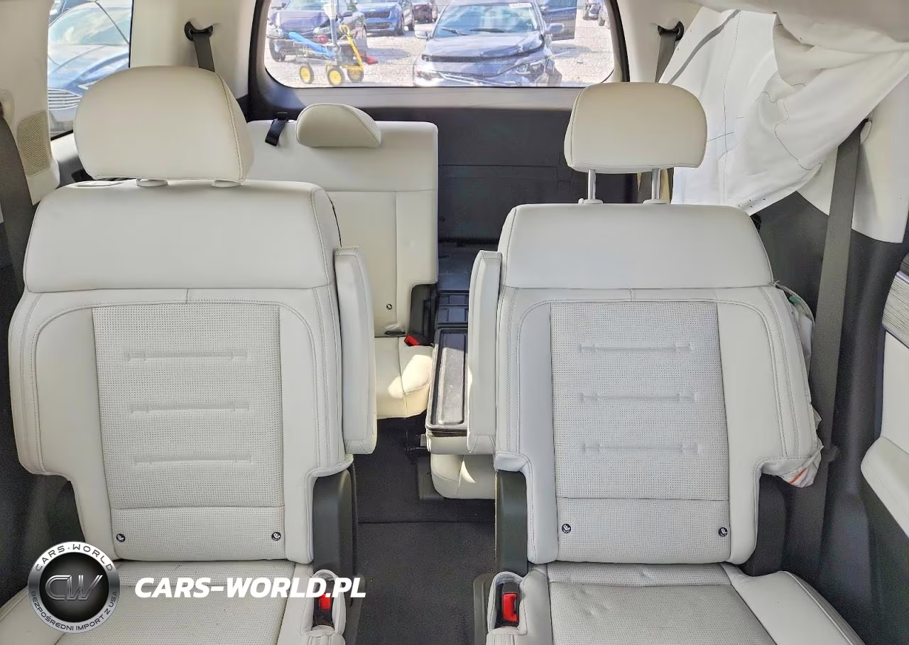 2025 Hyundai Santa Fe Calligraphy VIN:5NMP5DG18SH069088 - 10