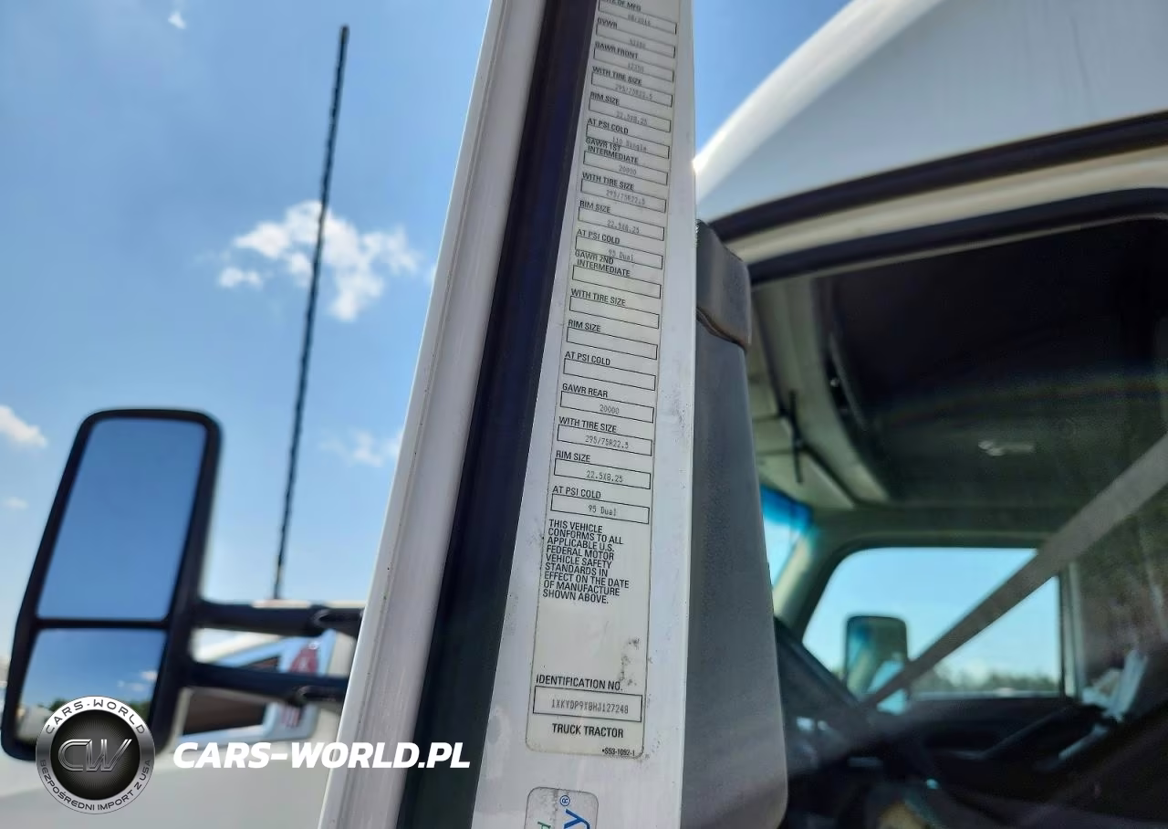 2017 Kenworth T680 Semi Truck VIN:1XKYDP9X8HJ127248 - 12