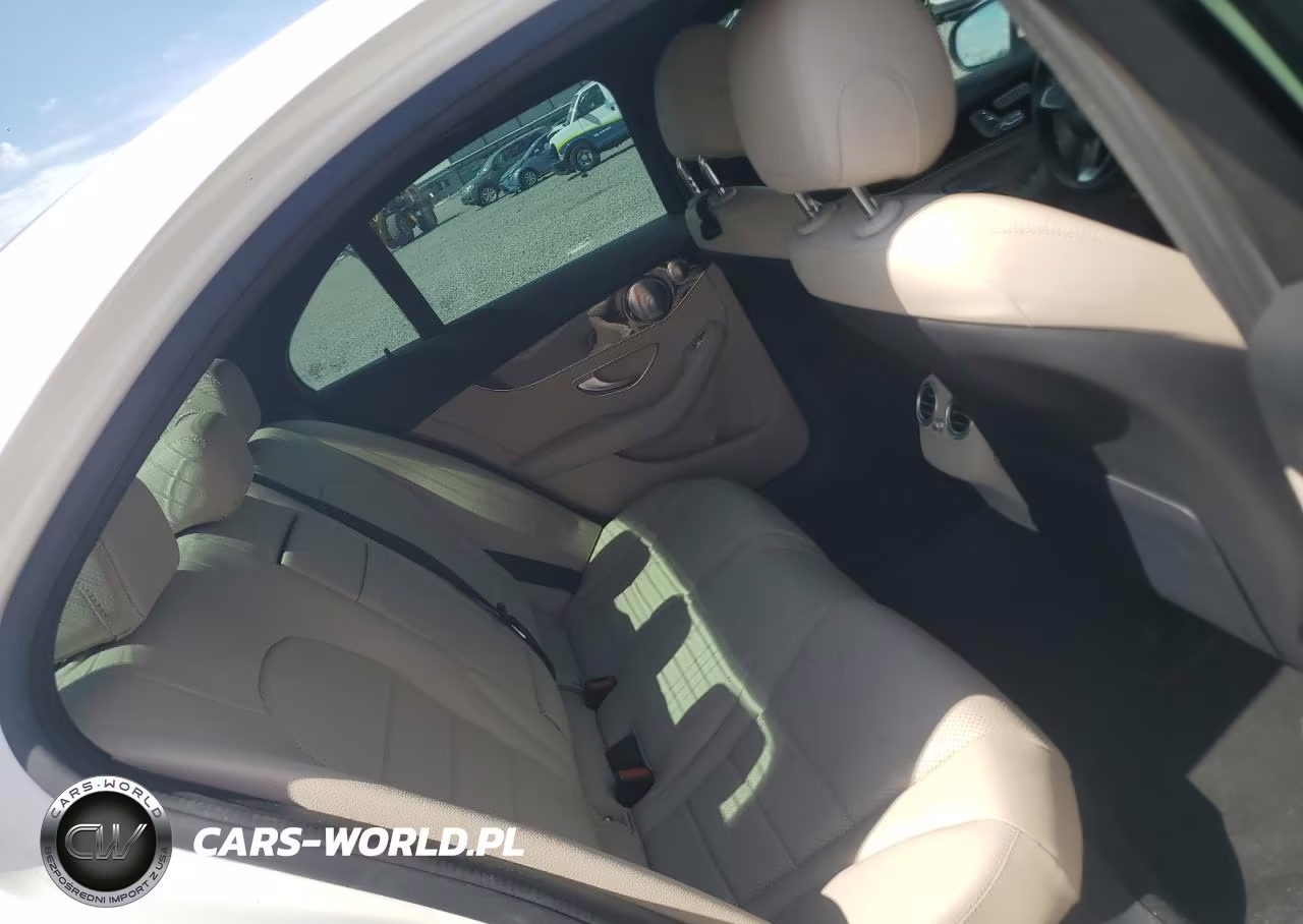 2018 Mercedes-Benz C 300 4Matic VIN:WDDWF4KB5JR348975 - 10