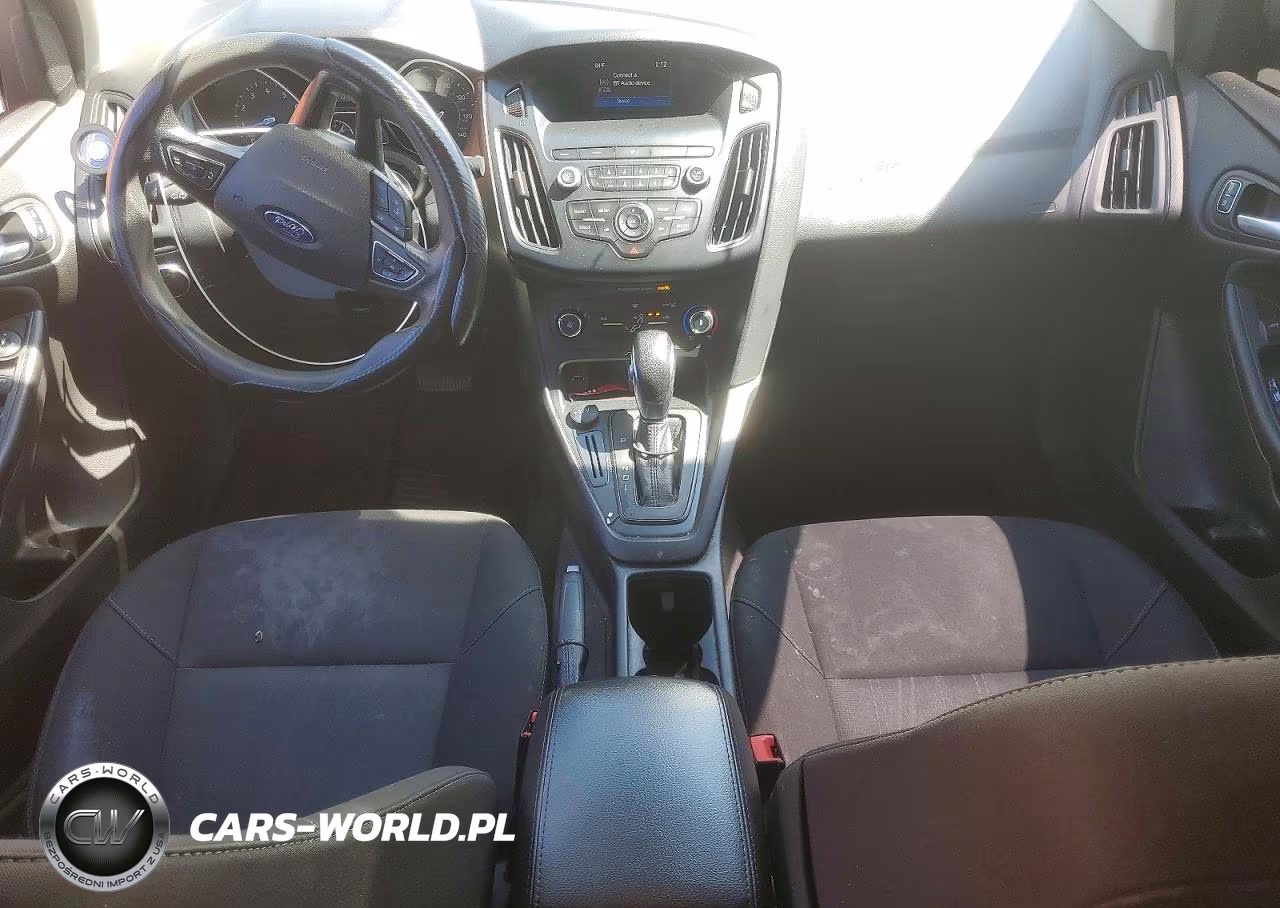 2018 Ford Focus Se VIN:1FADP3F27JL237470 - 8