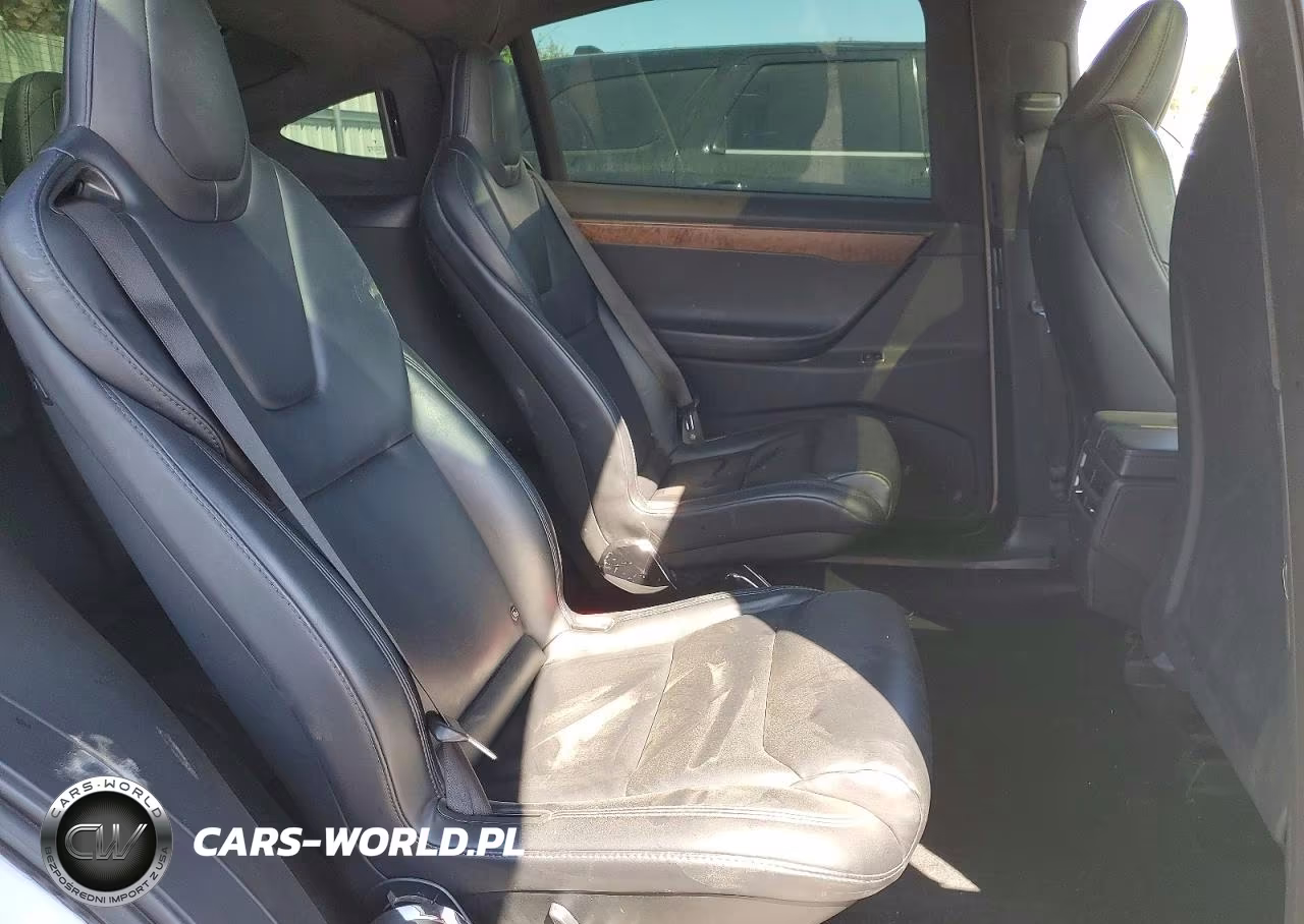 2020 Tesla Model X VIN:5YJXCBE22LF233895 - 11