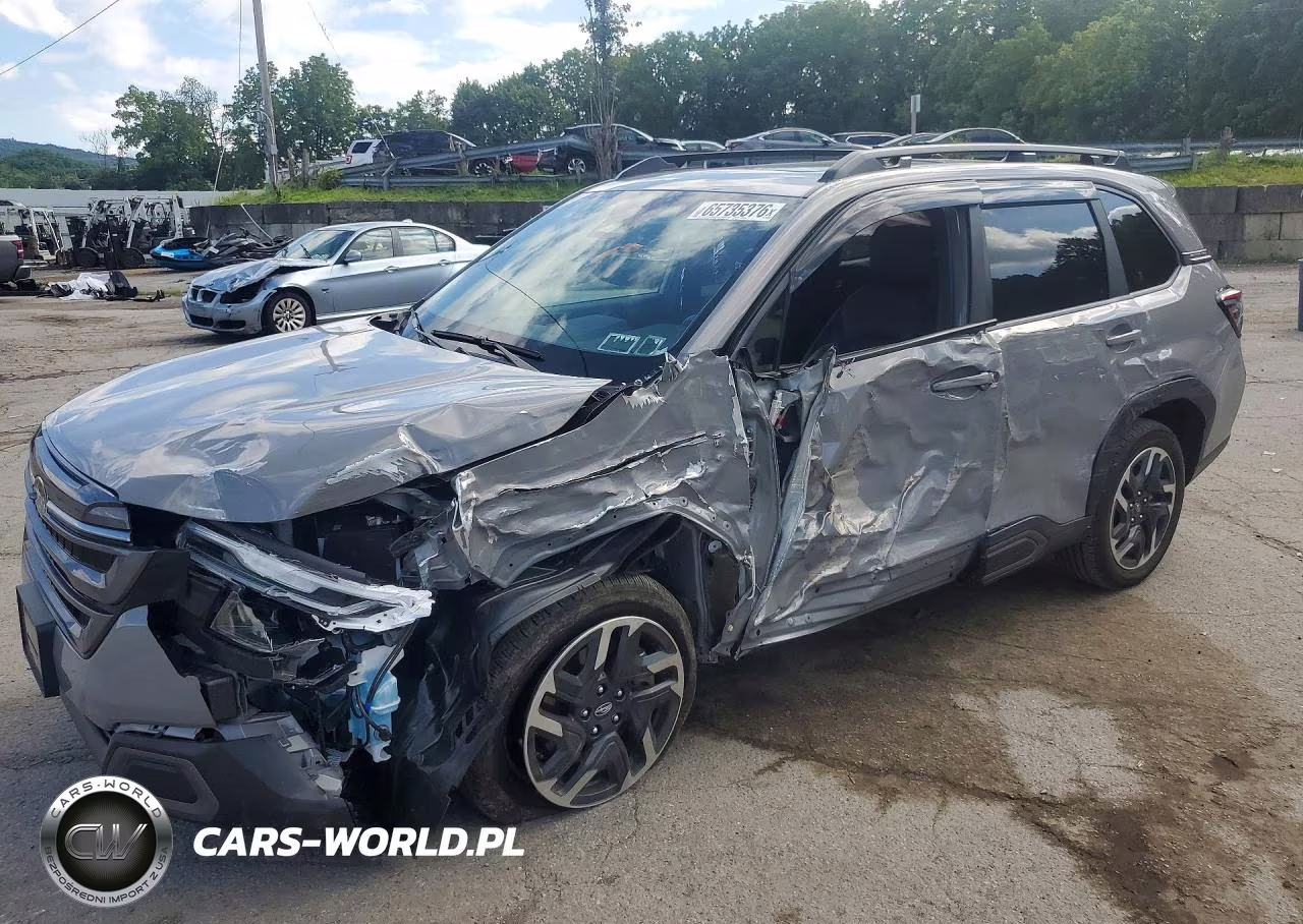 2025 Subaru Forester Limited – zdjęcie 1 z 13