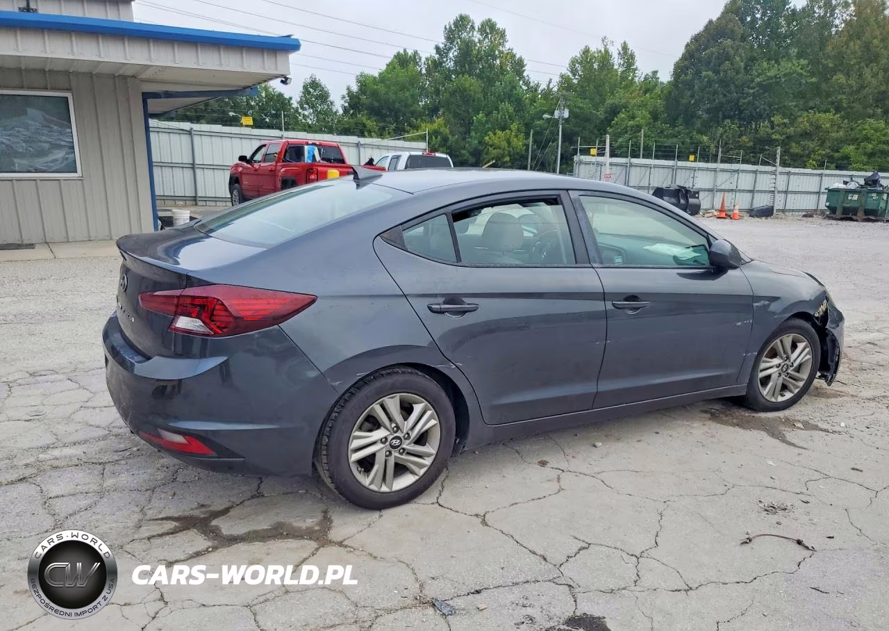 2020 Hyundai Elantra Sel VIN:5NPD84LF5LH553042 - 3