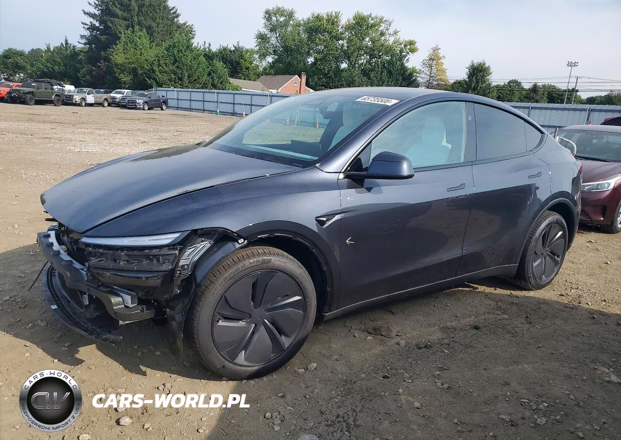 2026 Tesla Model Y – zdjęcie 1 z 12