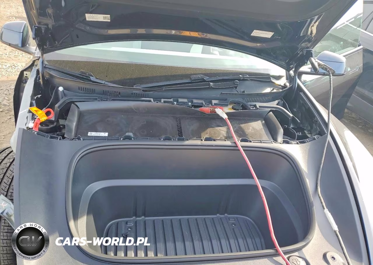 2026 Tesla Model Y VIN:7SAYGDEE3TA703365 - 11