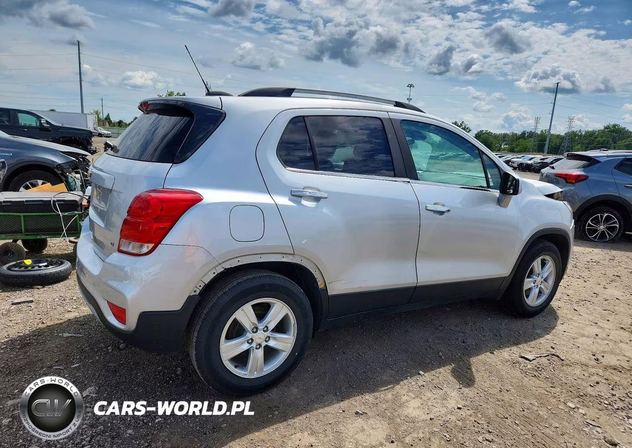 2019 Chevrolet Trax 1Lt VIN:KL7CJLSB2KB960693 - 3