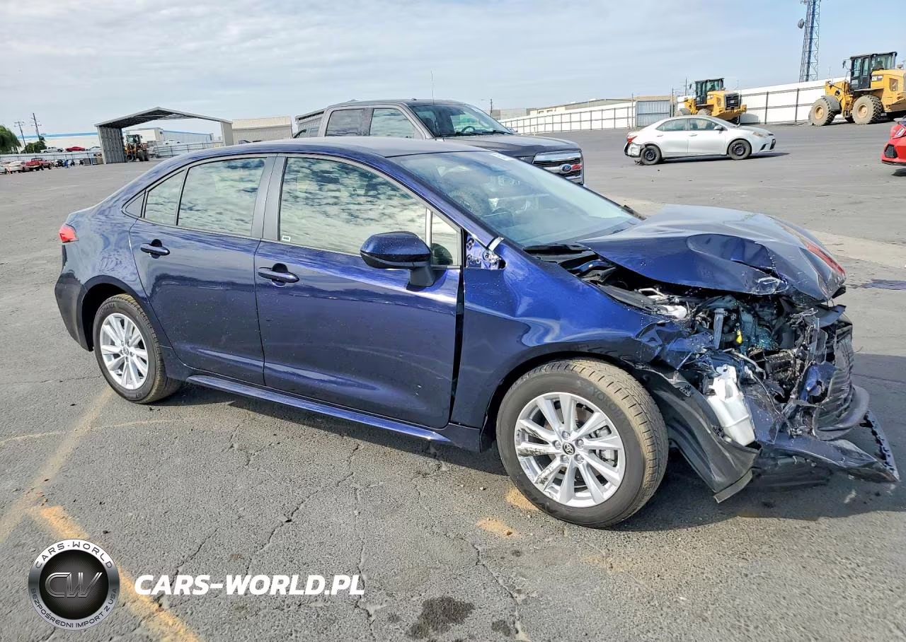 2026 Toyota Corolla Hybrid Le VIN:JTDBCMFE0T3144337 - 4
