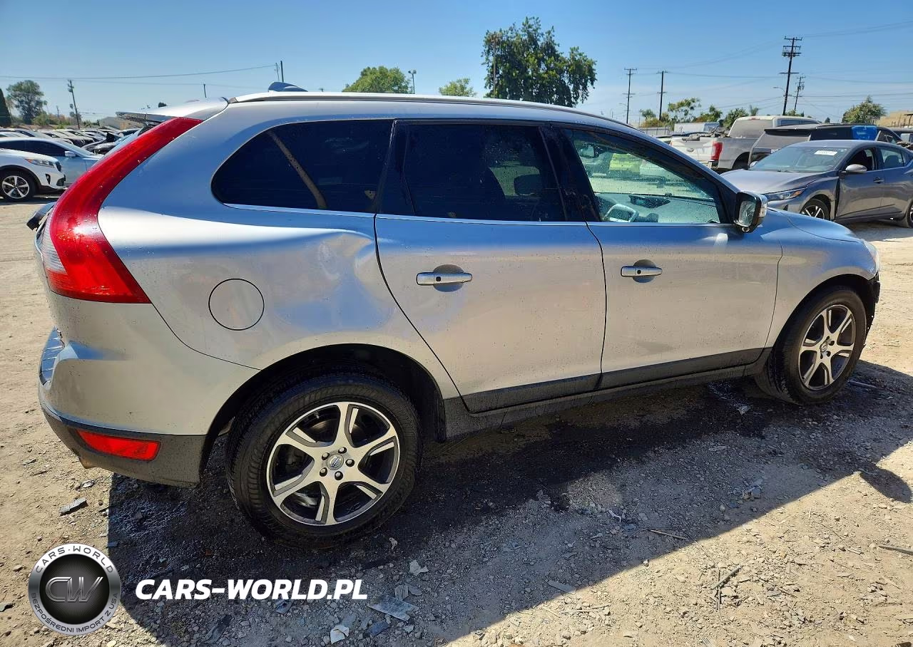 2011 Volvo Xc60 T6 VIN:YV4902DZ3B2171602 - 3