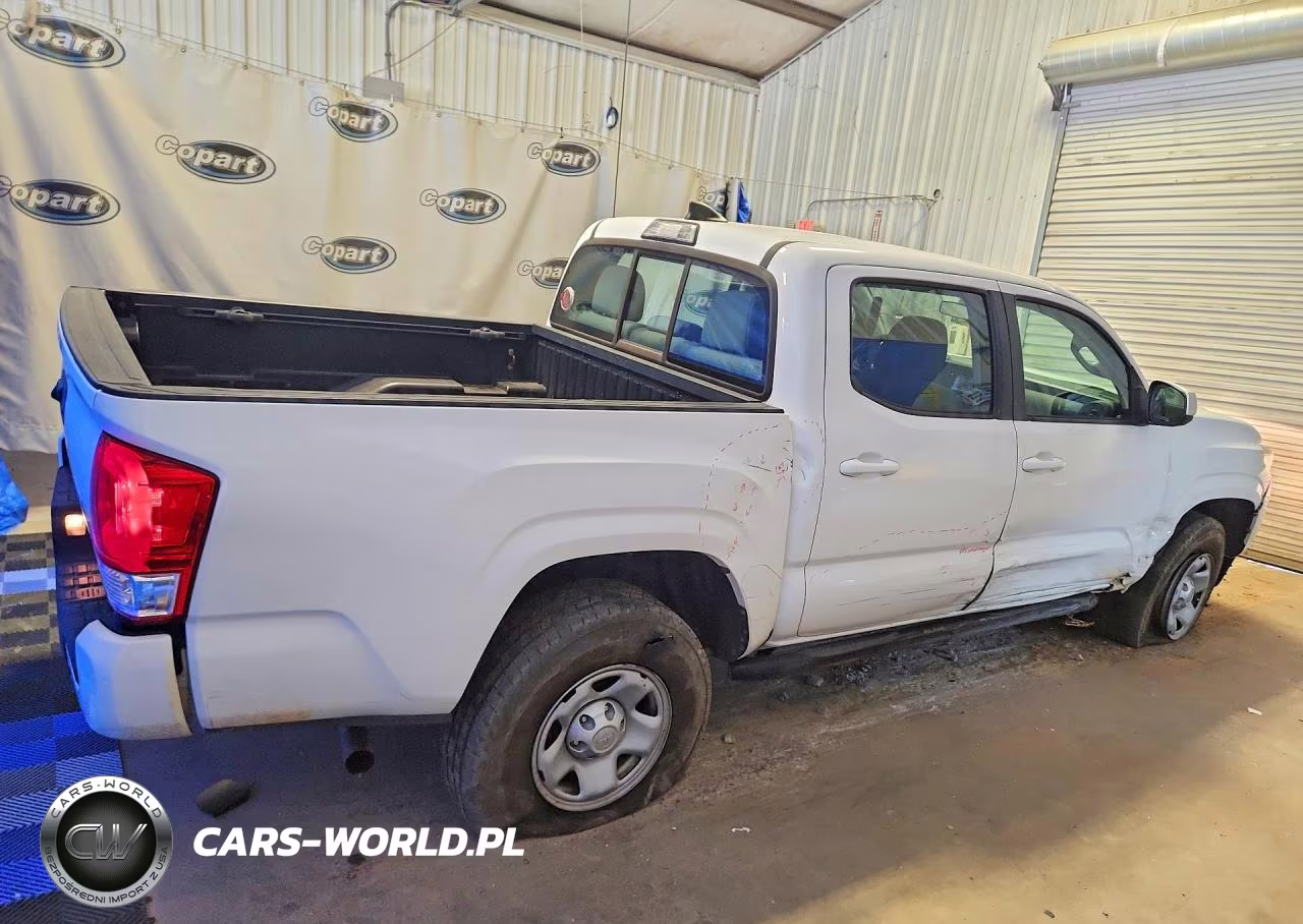 2017 Toyota Tacoma Sr VIN:5TFAX5GN9HX088239 - 3