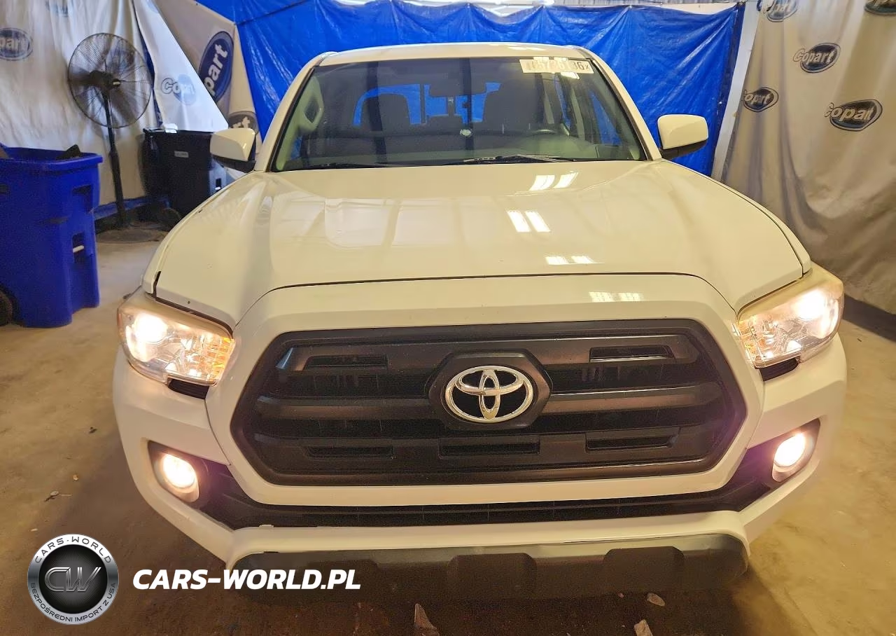 2017 Toyota Tacoma Sr VIN:5TFAX5GN9HX088239 - 5