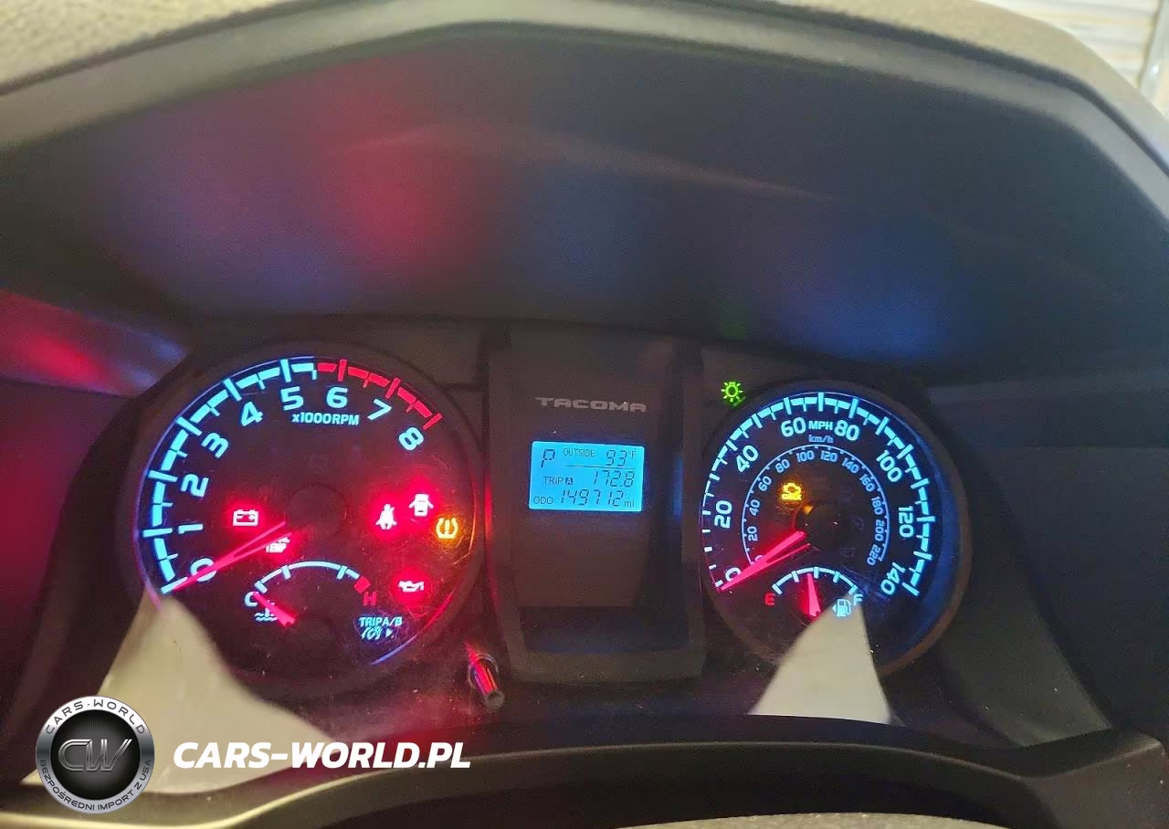 2017 Toyota Tacoma Sr VIN:5TFAX5GN9HX088239 - 9