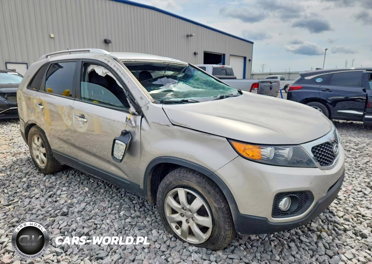 2012 Kia Sorento Lx VIN:5XYKT3A64CG282761 - 4
