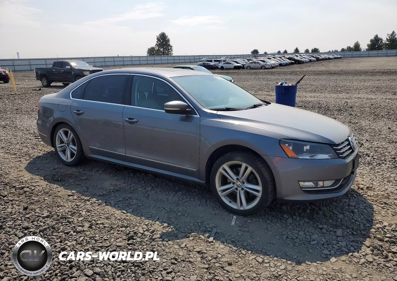 2015 Volkswagen Passat Sel VIN:1VWCV7A33FC083430 - 4