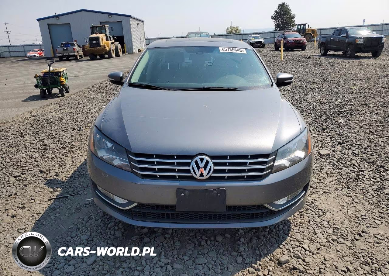 2015 Volkswagen Passat Sel VIN:1VWCV7A33FC083430 - 5