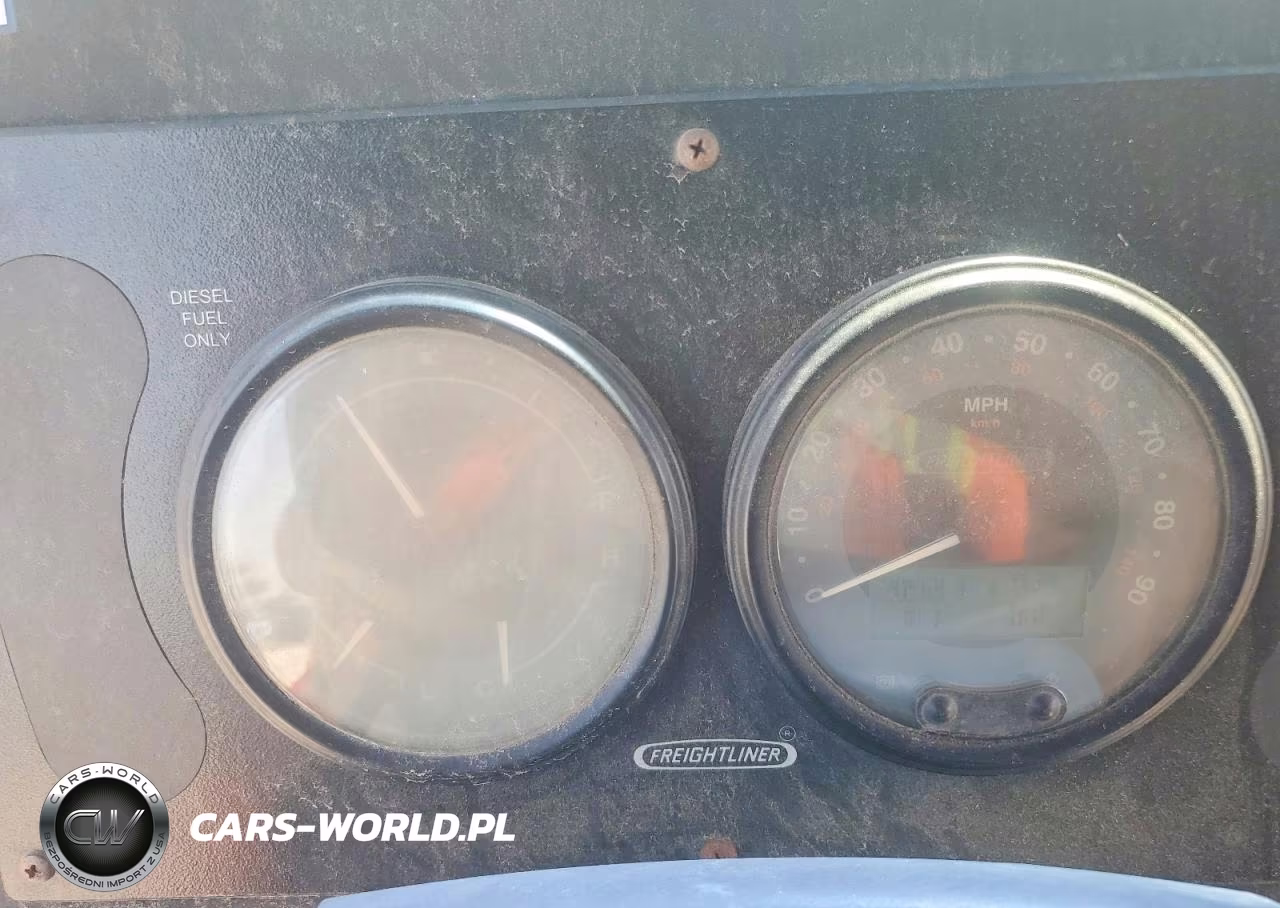 2003 Freightliner Mt45 Chassis Delivery Truck VIN:4UZAANCP63CL84940 - 9