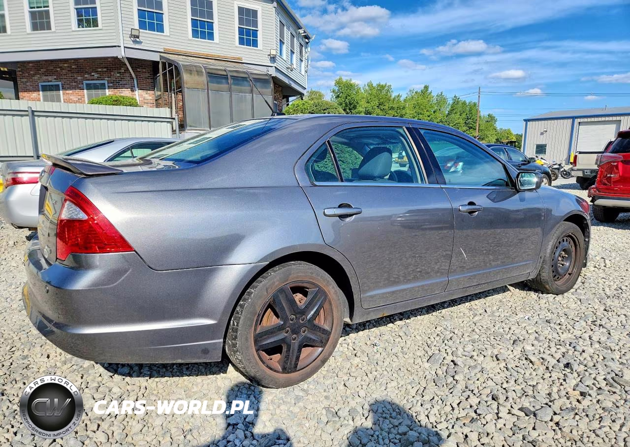 2010 Ford Fusion Se VIN:3FAHP0HG5AR337237 - 3