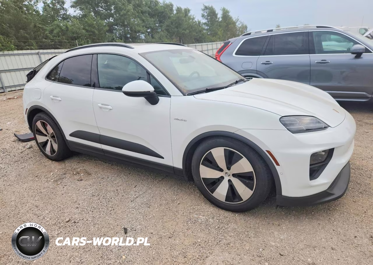 2025 Porsche Macan 4 VIN:WP1AA2XA1SL000355 - 4