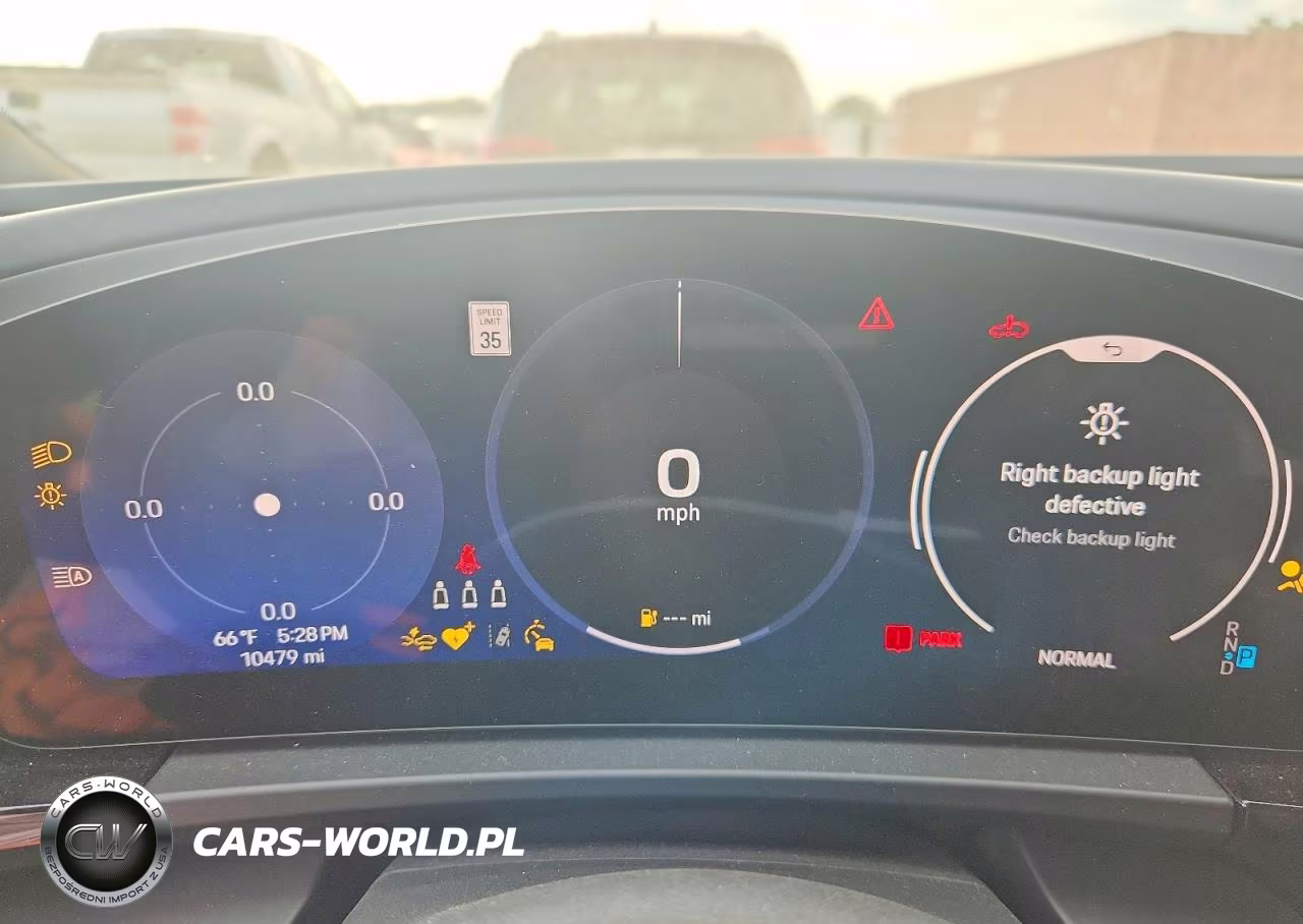 2025 Porsche Macan 4 VIN:WP1AA2XA1SL000355 - 9