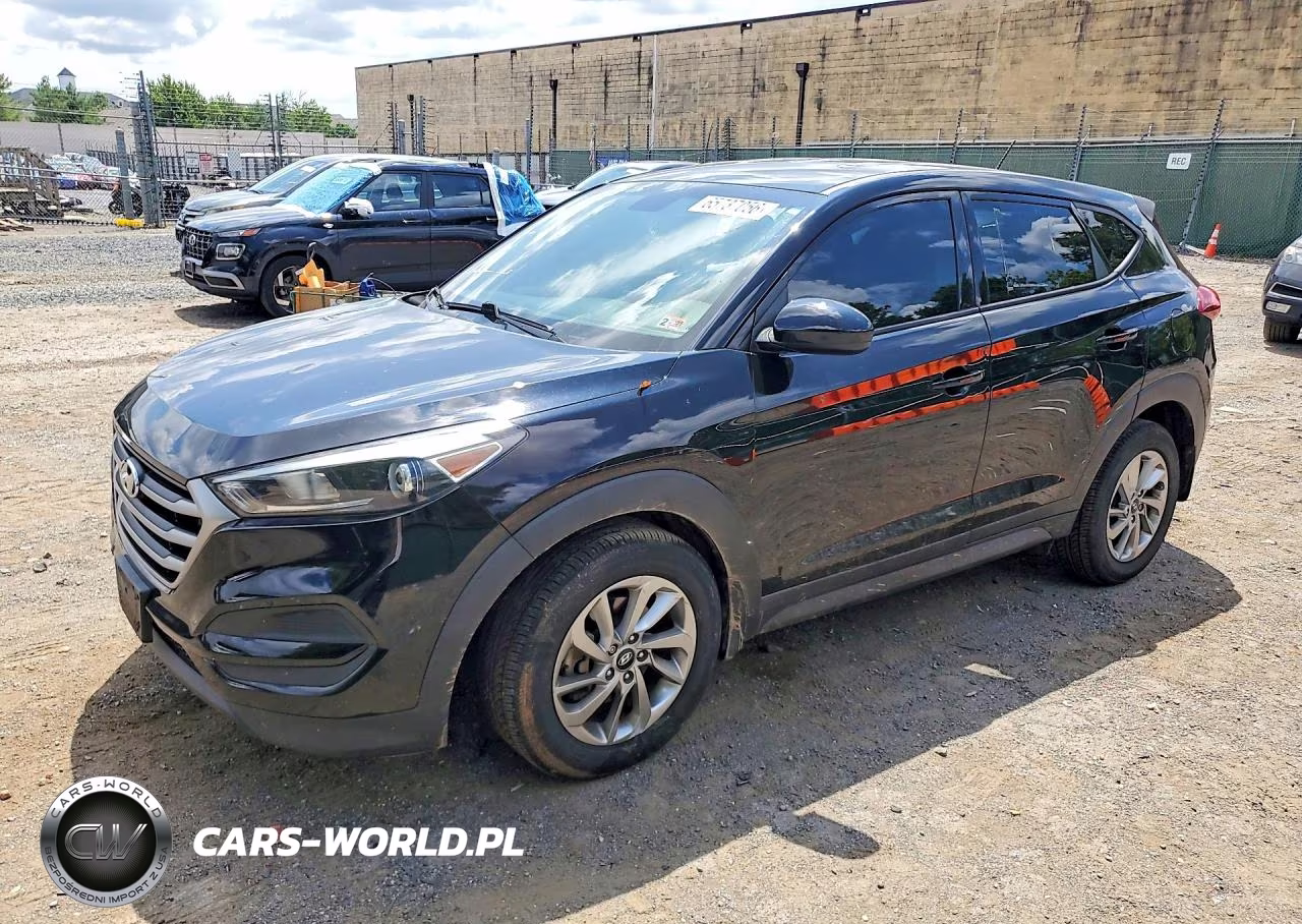 2018 Hyundai Tucson Se VIN:KM8J23A43JU716432 - 1
