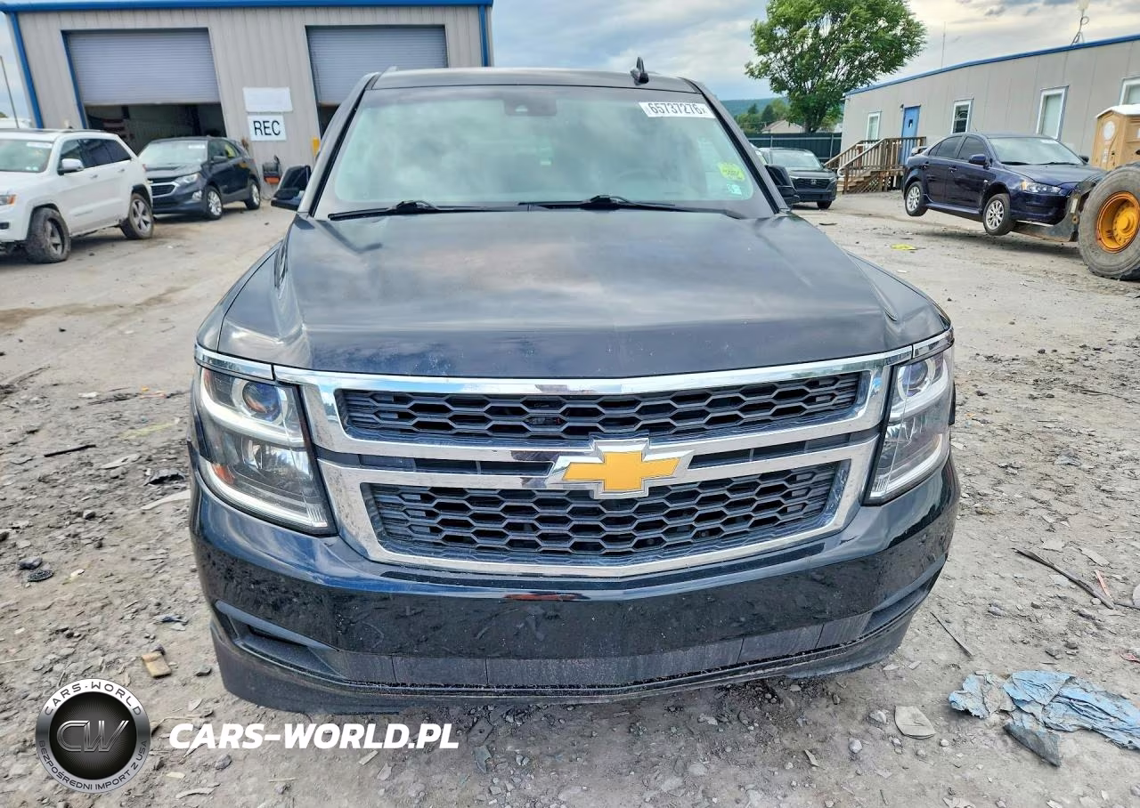2017 Chevrolet Suburban K1500 Lt VIN:1GNSKHKCXHR240034 - 5