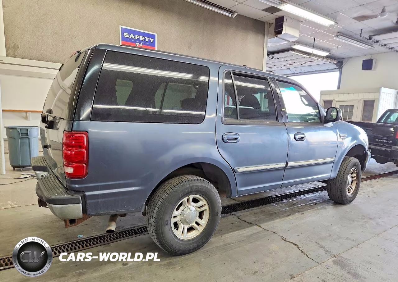2001 Ford Expedition Xlt VIN:1FMPU16L81LB33496 - 3