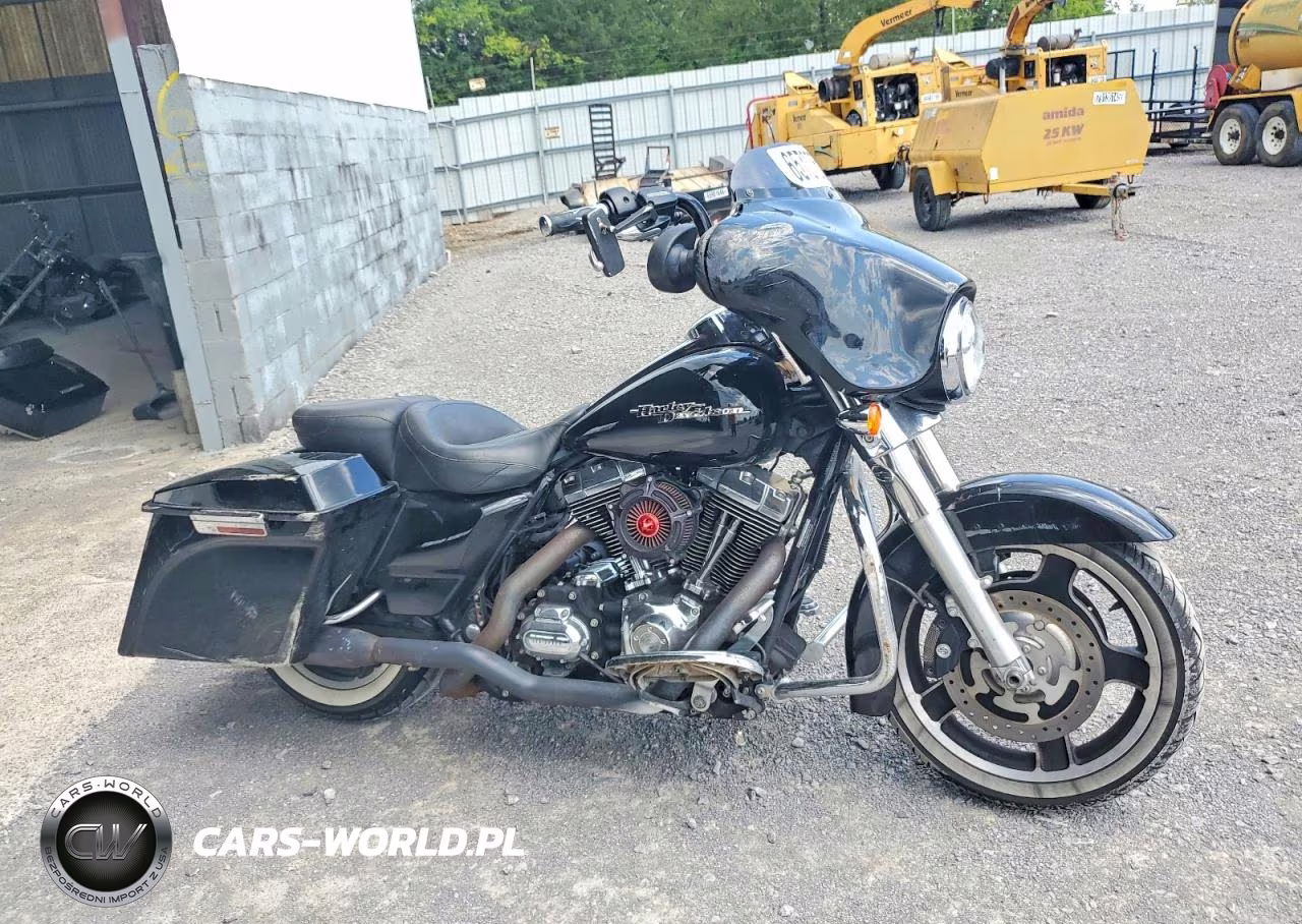 2010 Harley-Davidson Flhx VIN:1HD1KB415AB660357 - 1