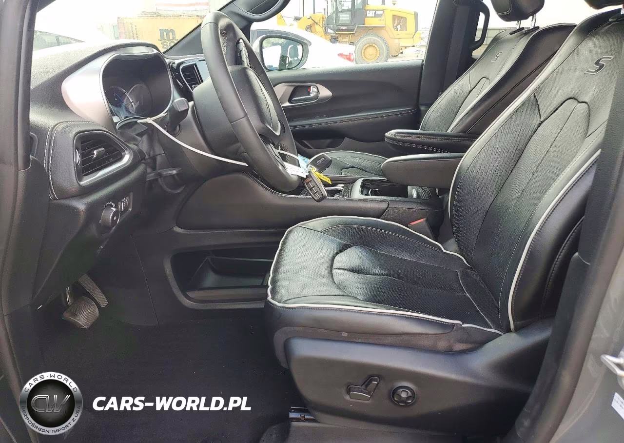 2022 Chrysler Pacifica Hybrid Limited VIN:2C4RC1S78NR130846 - 7