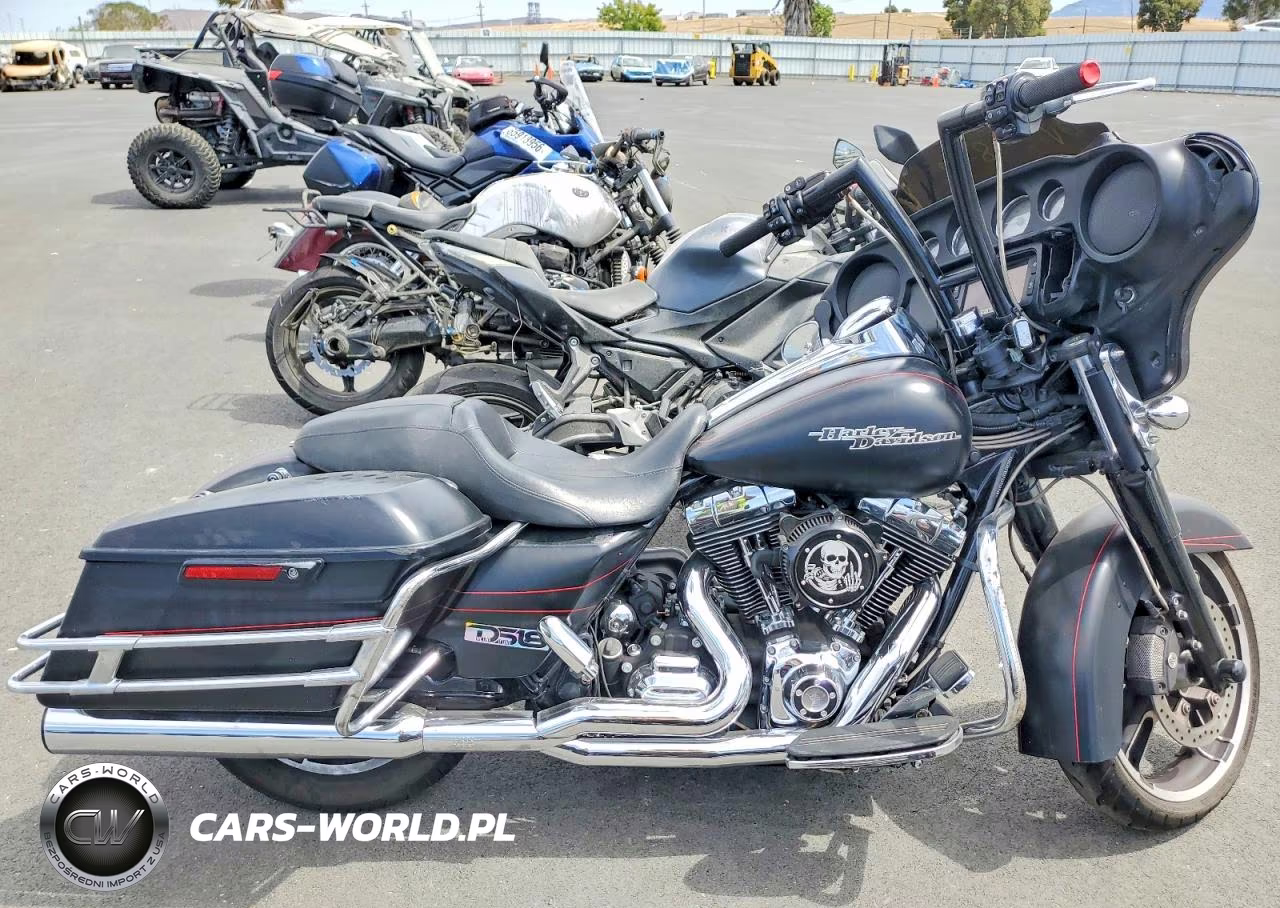 2015 Harley-Davidson Flhxs Street Glide Special VIN:1HD1KRM32FB696394 - 1