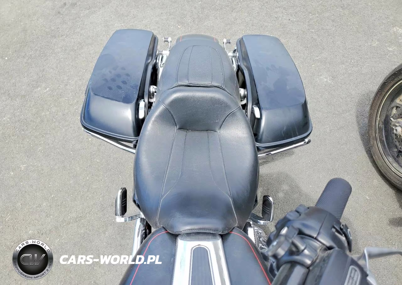 2015 Harley-Davidson Flhxs Street Glide Special VIN:1HD1KRM32FB696394 - 5