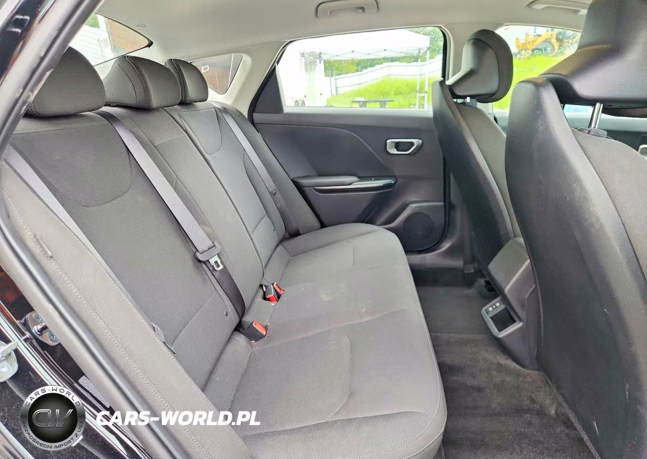 2026 Kia K4 Lxs VIN:3KPFT4DE0TE304245 - 10