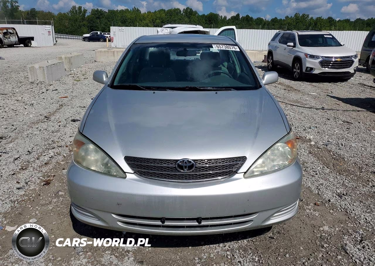 2003 Toyota Camry Le VIN:4T1BE32K93U147372 - 5