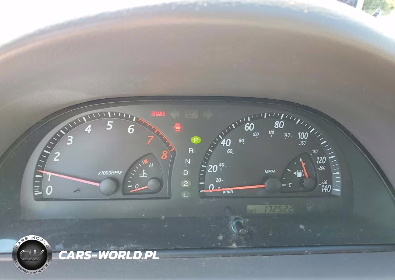 2003 Toyota Camry Le VIN:4T1BE32K93U147372 - 9