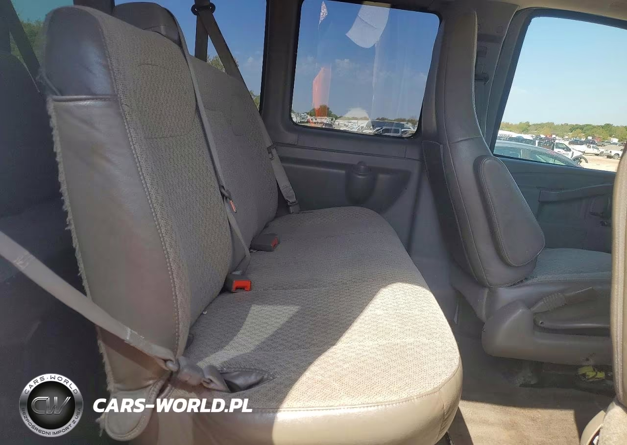 2017 Chevrolet Express G3500 Lt VIN:1GAZGPFG8H1123236 - 11
