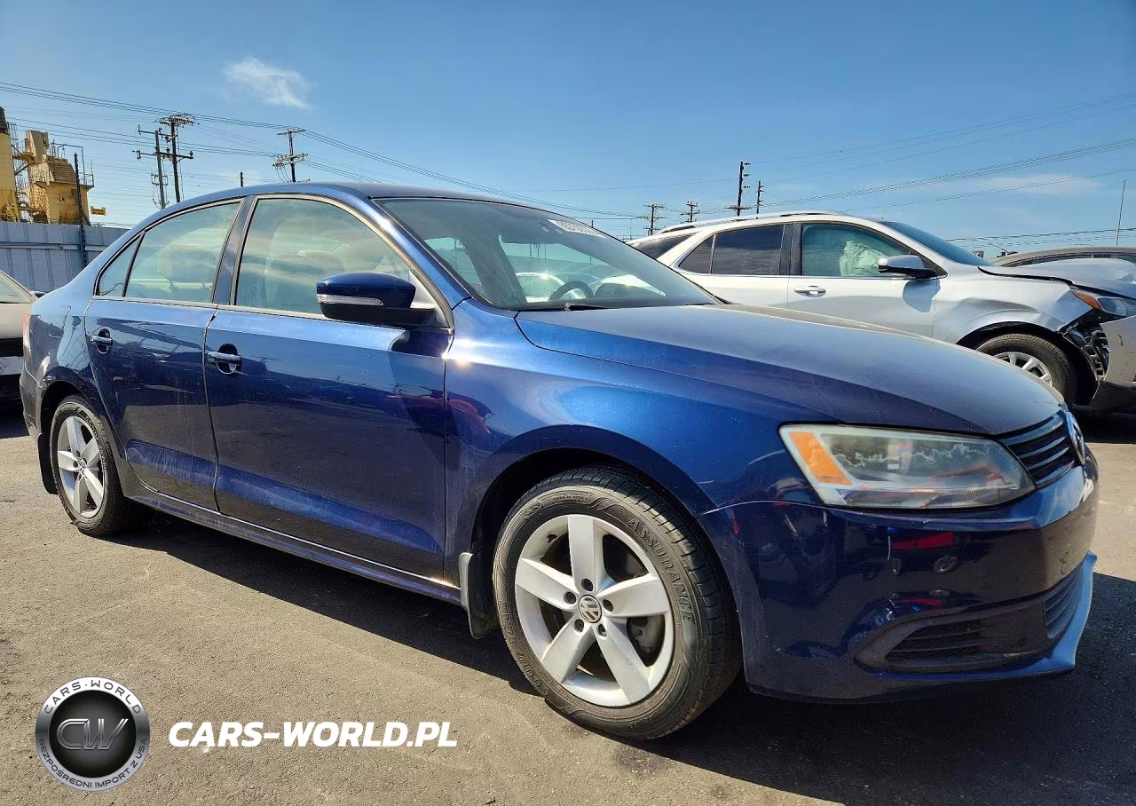 2012 Volkswagen Jetta Tdi VIN:3VW3L7AJ1CM398841 - 4