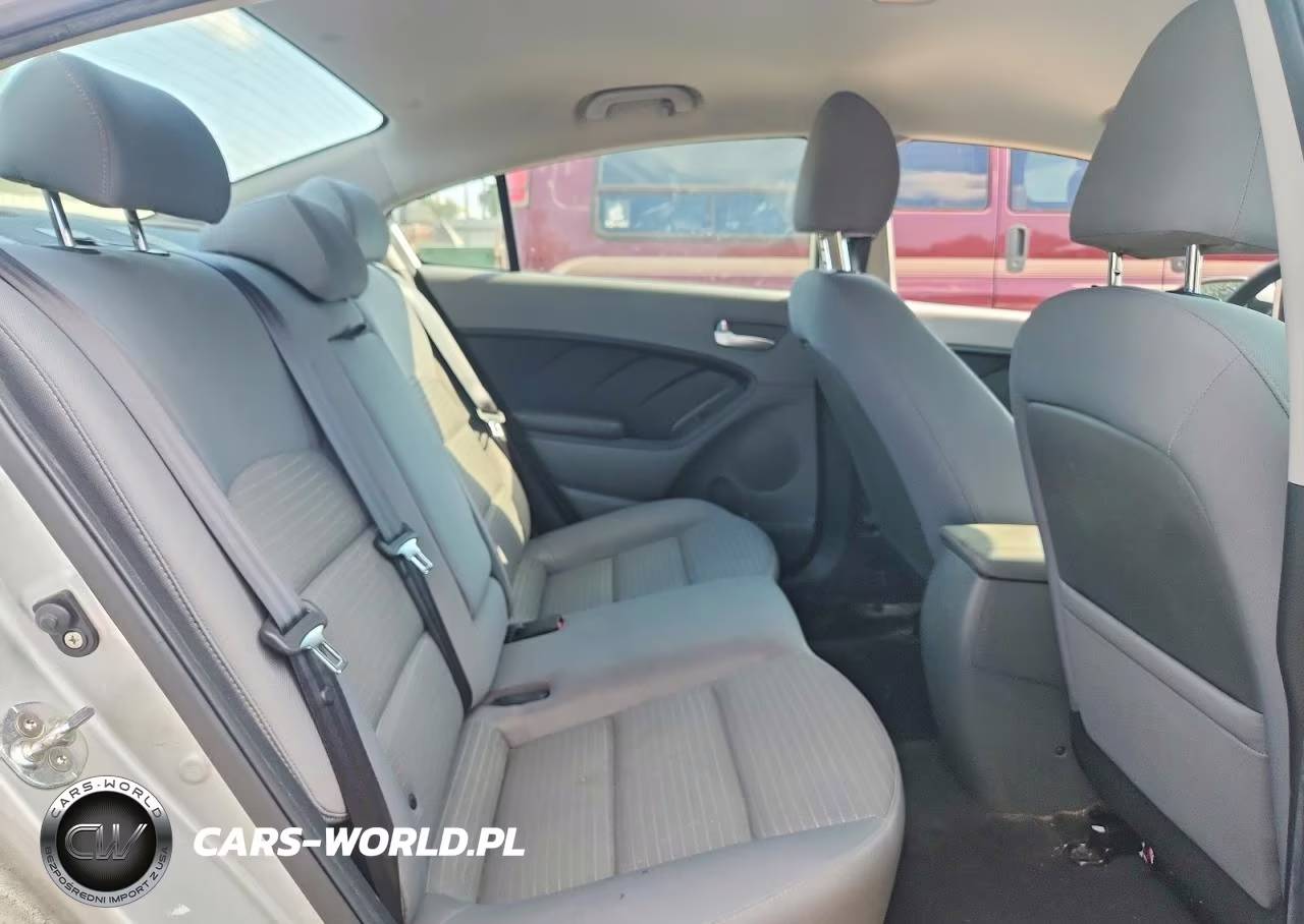 2017 Kia Forte Lx VIN:3KPFL4A71HE052504 - 10