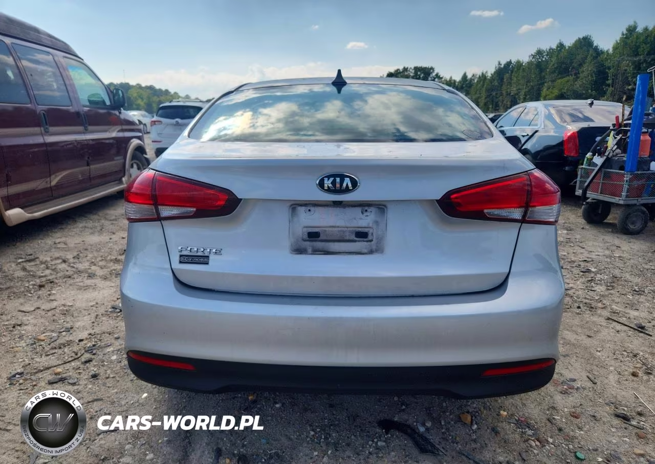 2017 Kia Forte Lx VIN:3KPFL4A71HE052504 - 6