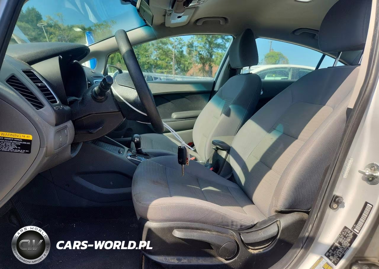 2017 Kia Forte Lx VIN:3KPFL4A71HE052504 - 7
