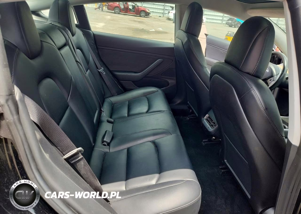 2019 Tesla Model 3 VIN:5YJ3E1EA6KF398213 - 10