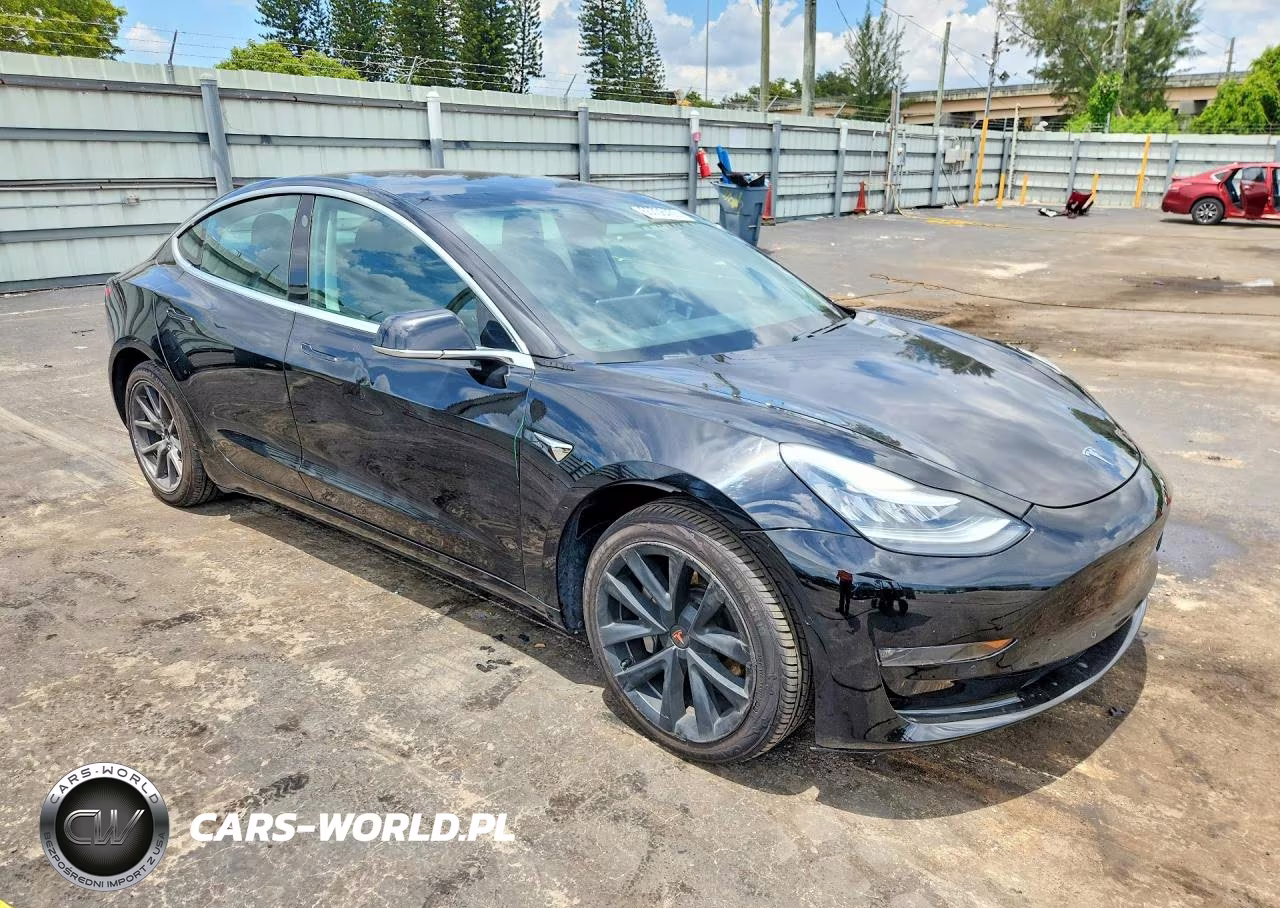 2019 Tesla Model 3 VIN:5YJ3E1EA6KF398213 - 4