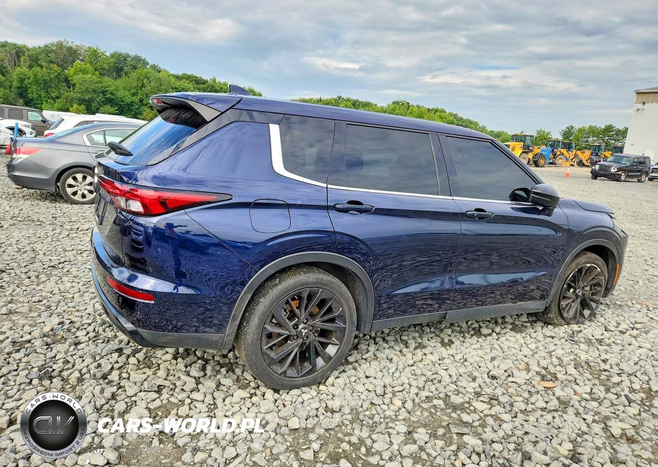 2022 Mitsubishi Outlander Se VIN:JA4J4UA8XNZ056285 - 3