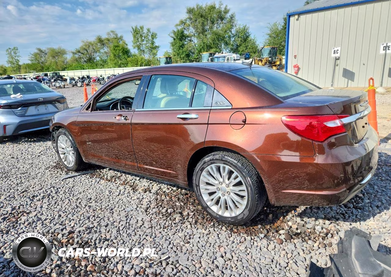2013 Chrysler 200 Limited VIN:1C3CCBCG4DN653212 - 2