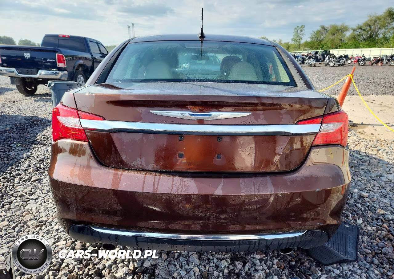 2013 Chrysler 200 Limited VIN:1C3CCBCG4DN653212 - 6