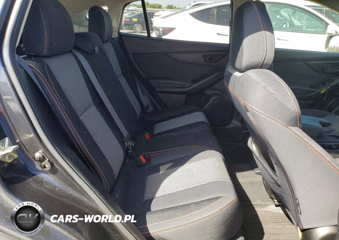 2019 Subaru Crosstrek Premium VIN:JF2GTACC1K8274363 - 10