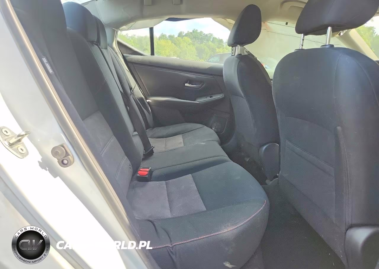 2021 Nissan Sentra Sr VIN:3N1AB8DV0MY212463 - 10