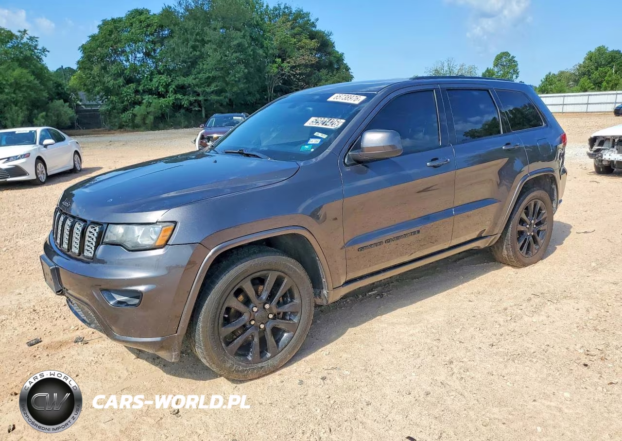 2017 Jeep Grand Cherokee Laredo – zdjęcie 1 z 13